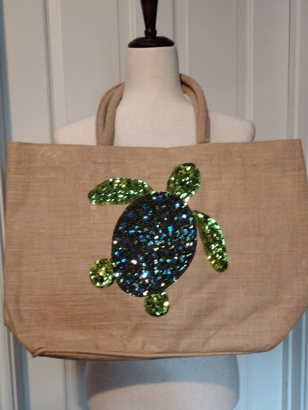 Sequin Turtle Jute Tote Bag in Natural and Green